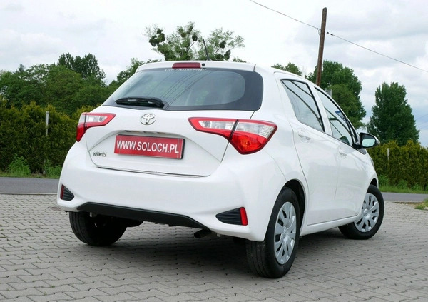 Toyota Yaris cena 48700 przebieg: 65000, rok produkcji 2018 z Karpacz małe 407